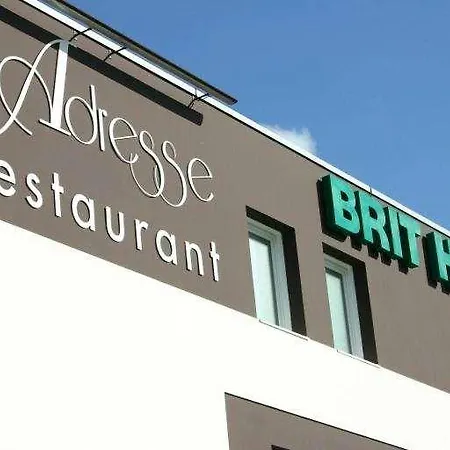 Brit Saint-meen-le-grand En Broceliande Hotel