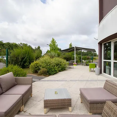 Hotel Brit Saint-meen-le-grand En Broceliande 3*